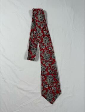 Hardy Amies Red Paisley Pattern Men's Neck Tie
